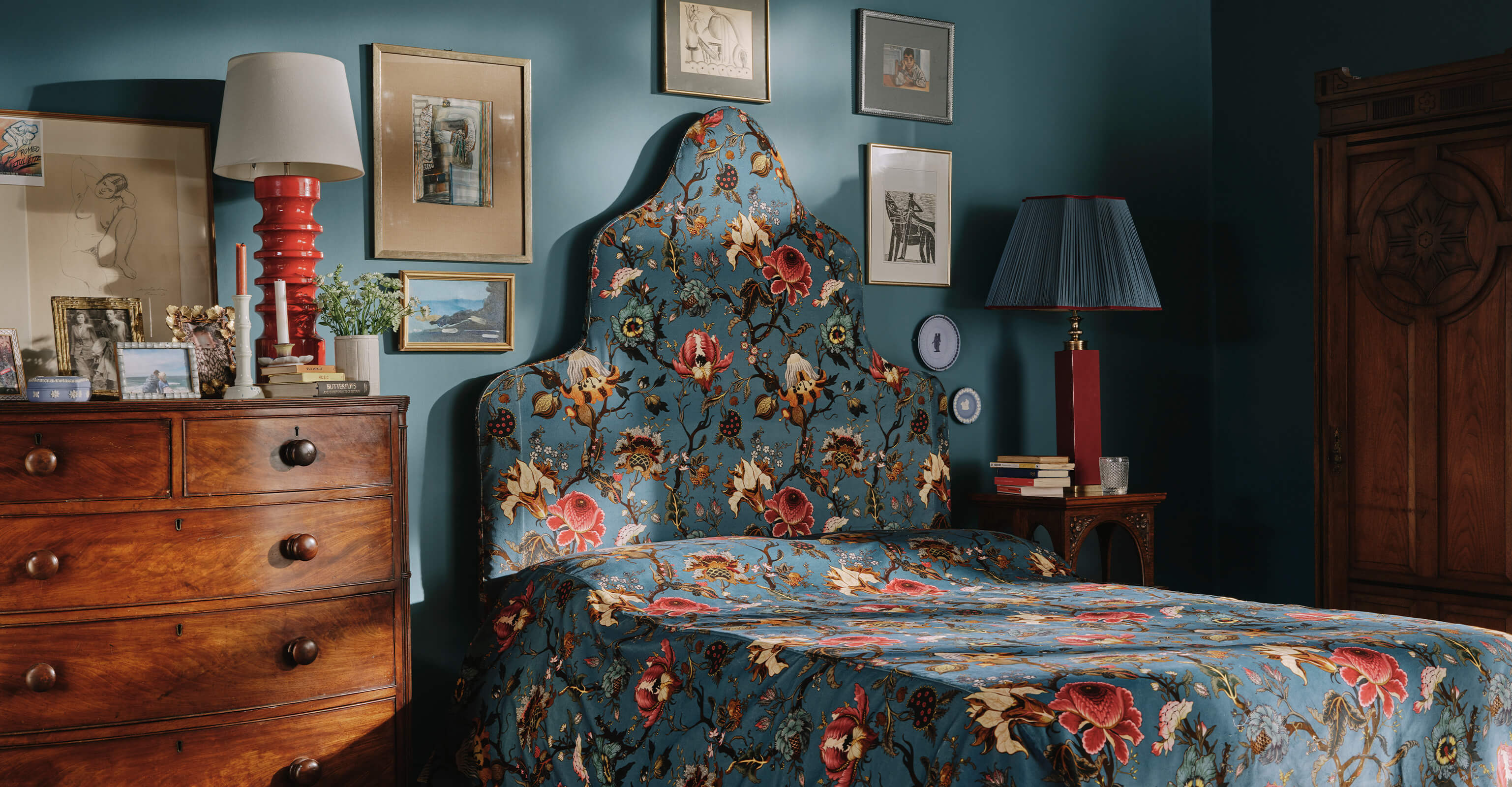 How to Use Teal in Interiors