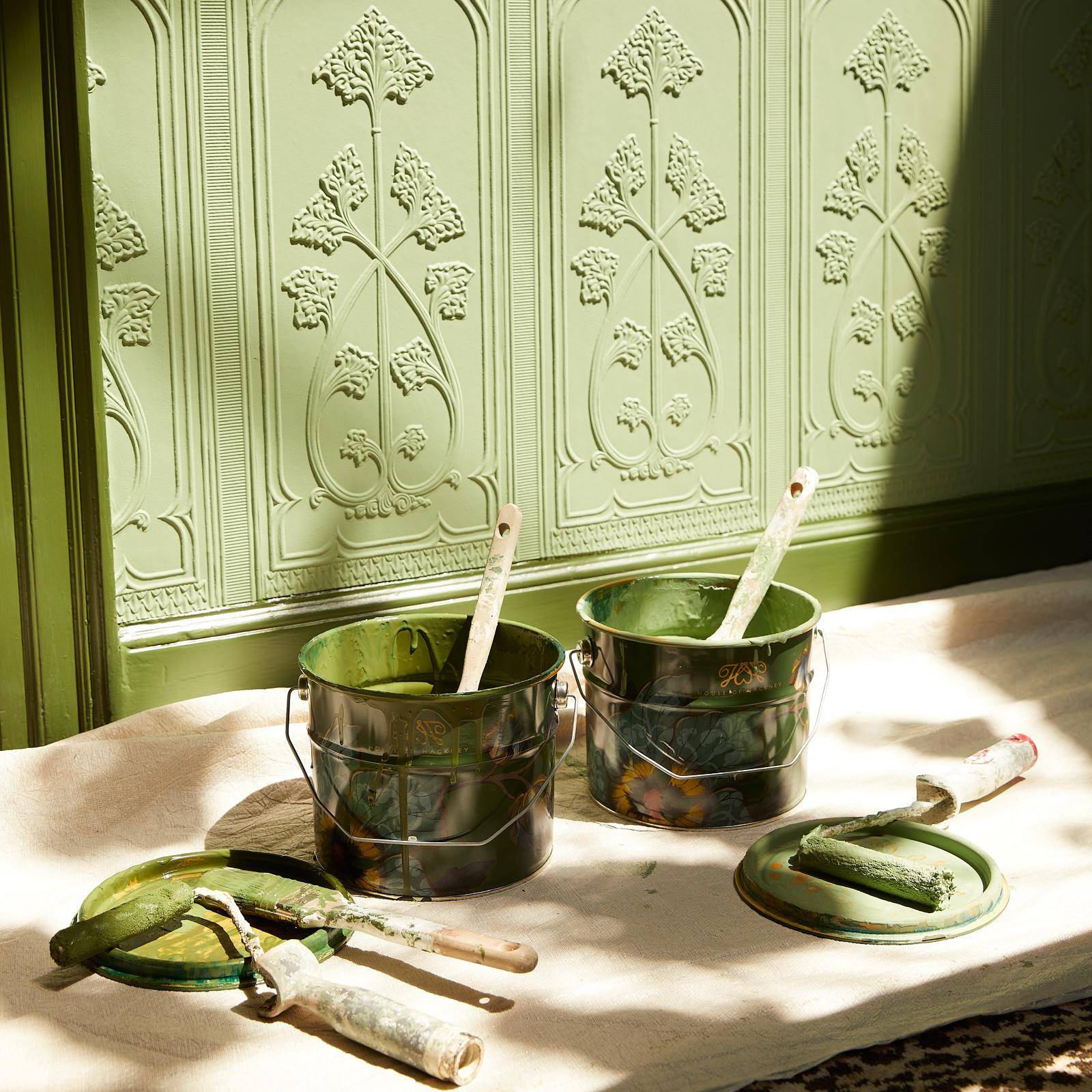 TRADE PAINT & FINISHES