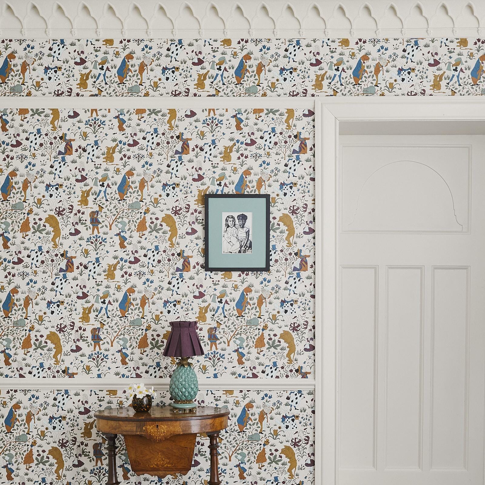 ALICE IN WONDERLAND Wallpaper - Achillea