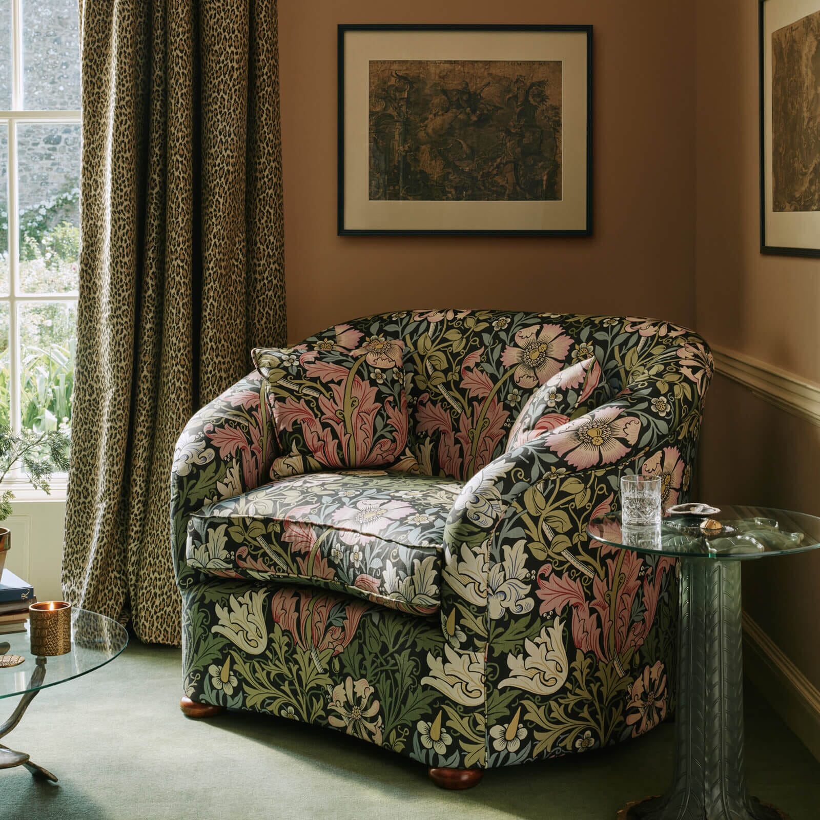 COMPTON Cotton Linen Vesper Loveseat - Onyx