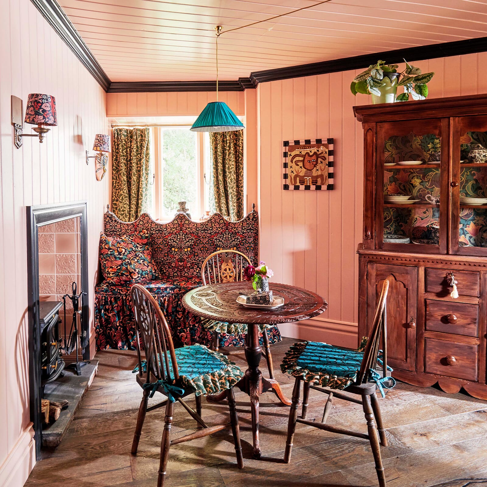 DAHLIA Paint - 07 Swatch