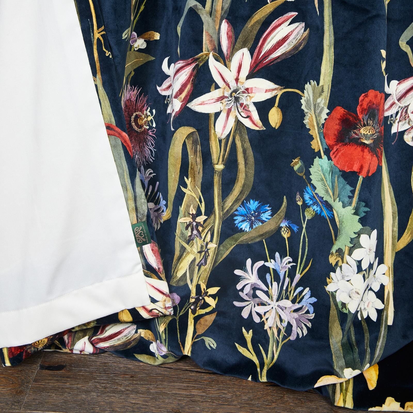 FLORA DELANICA Velvet Curtain - Midnight