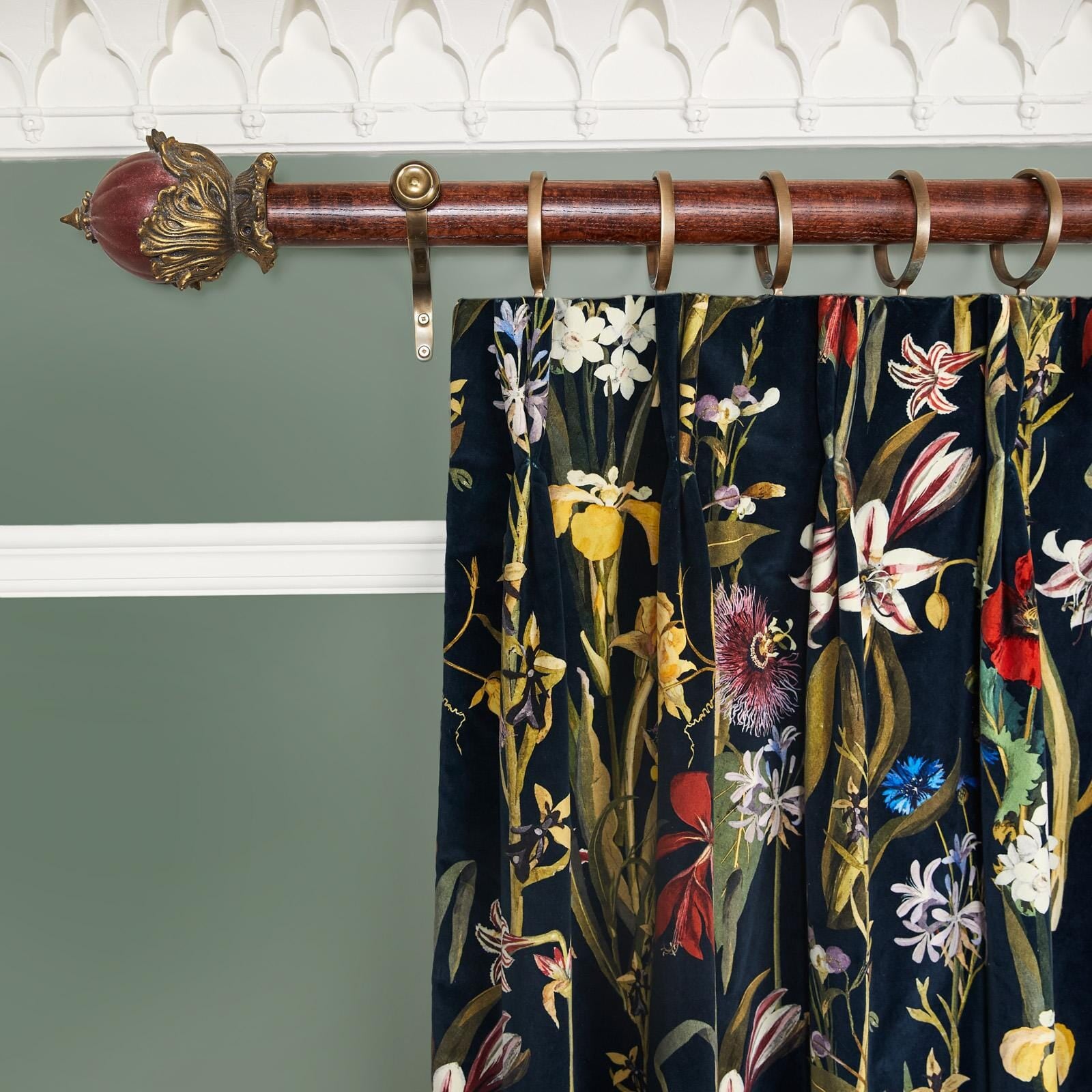 FLORA DELANICA Velvet Curtain - Midnight