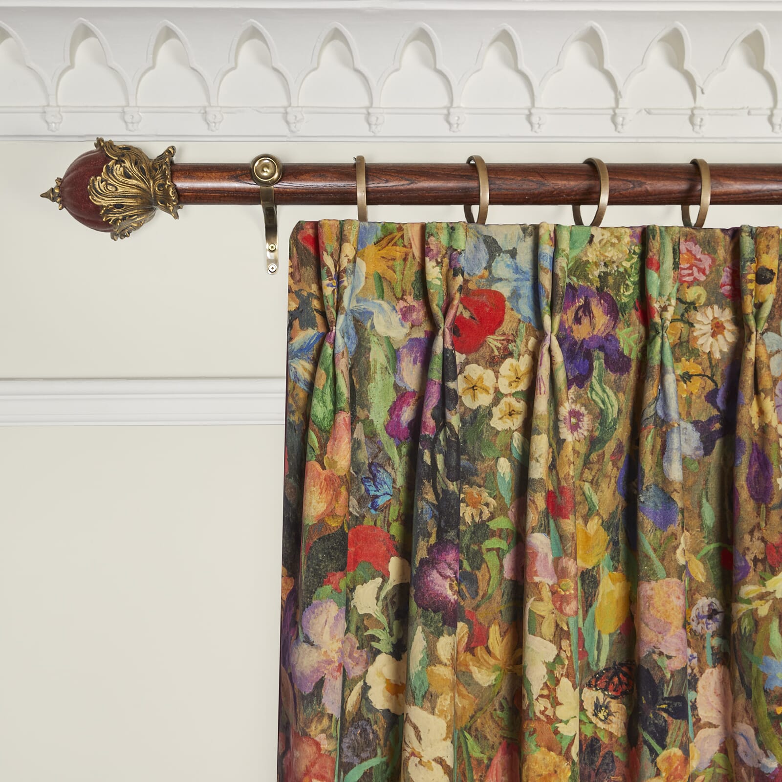 FLORIBUNDA MAGNA Velvet Curtain - Zenith