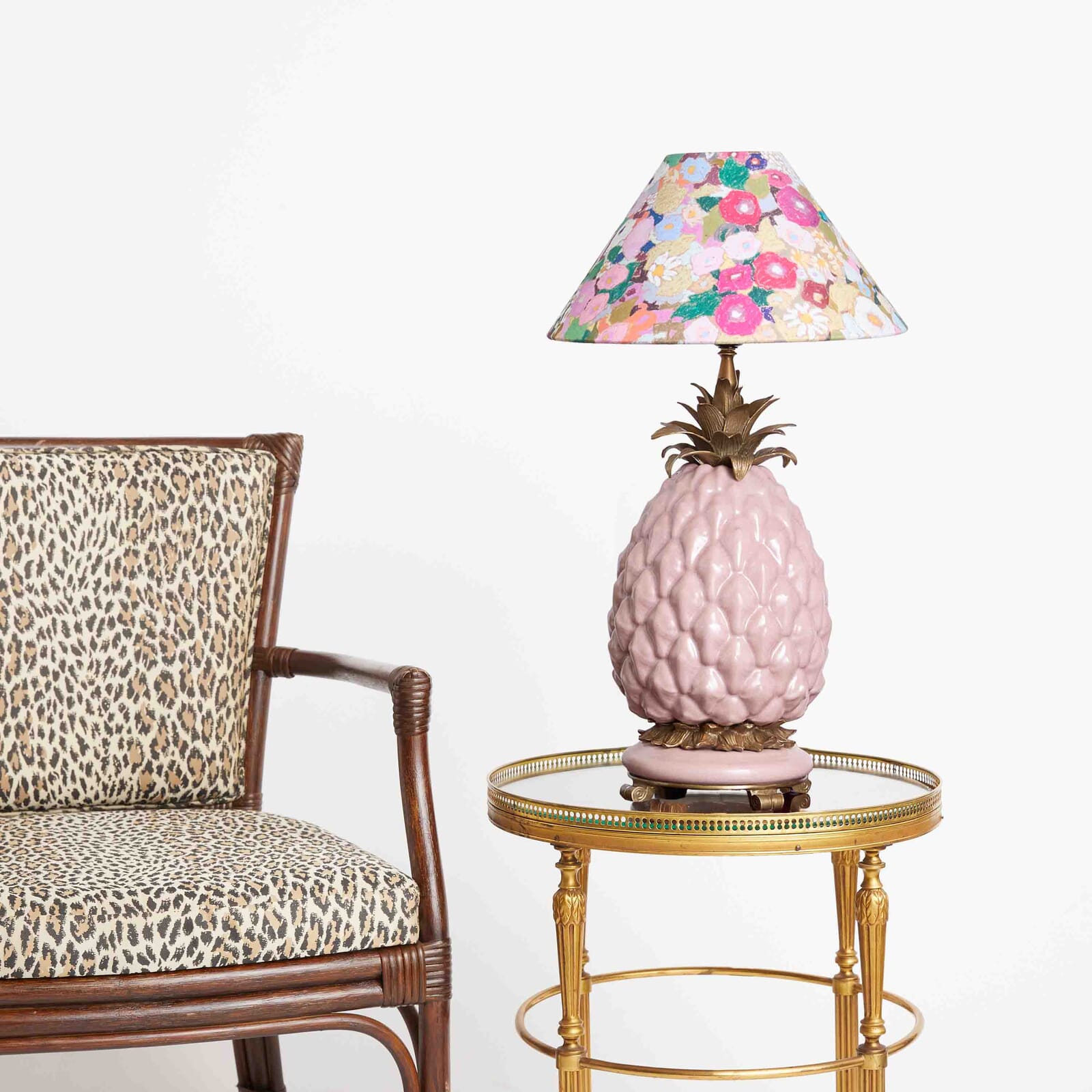 HOLLYHOCKS Malpas Spring Lampshade with ANANAS Quartz Pink Lampstand