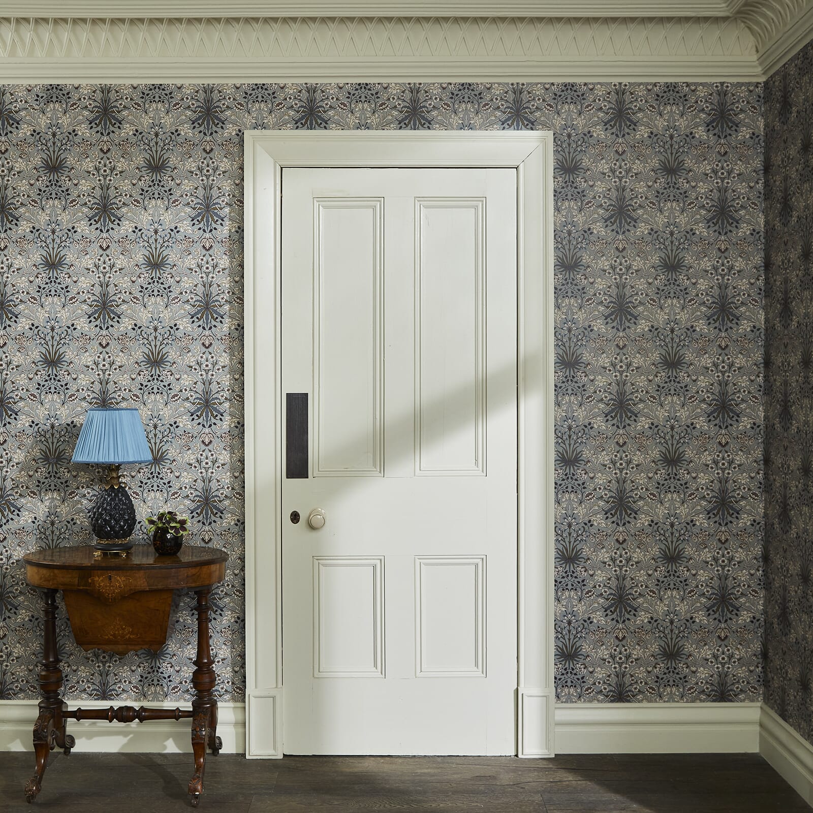 HYACINTH Wallpaper - Dove Grey