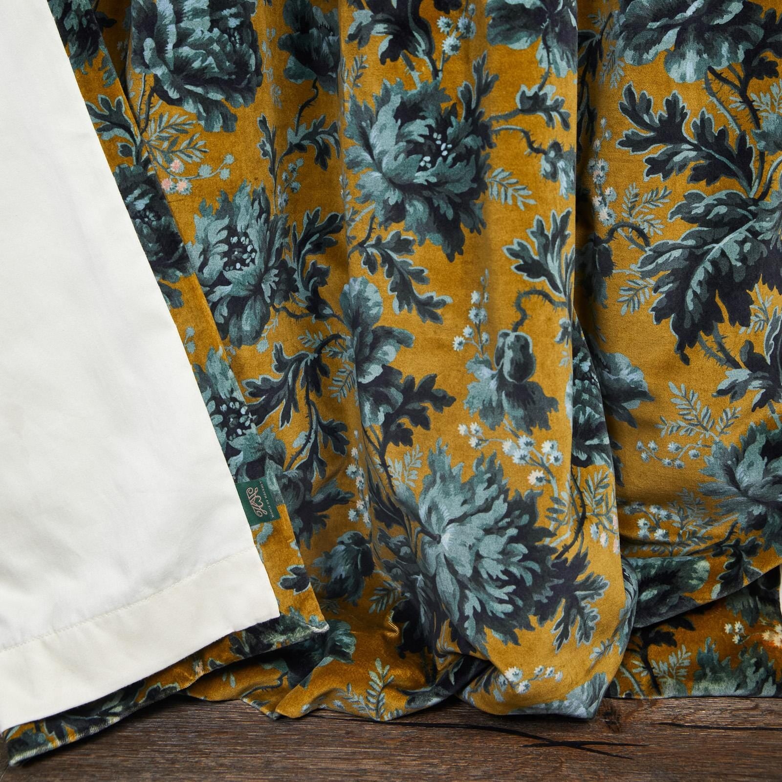 OPIA Velvet Curtain - Bronze