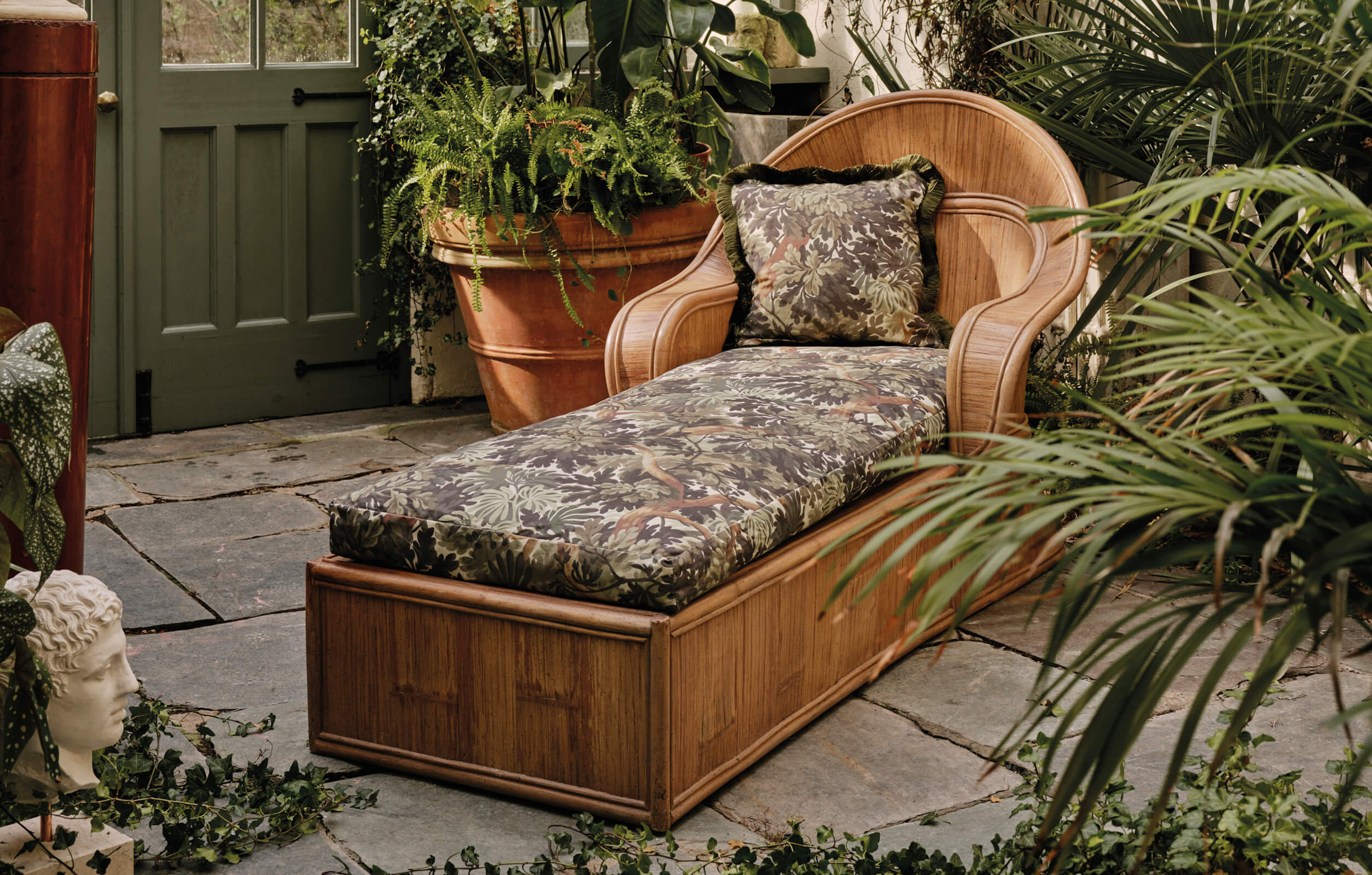 GARDEN FURNITURE