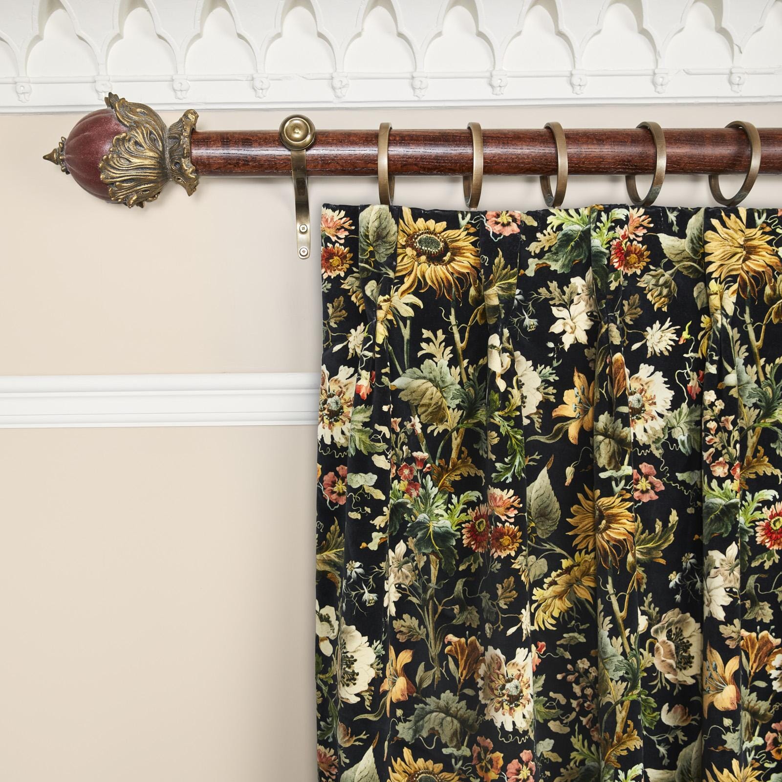 AVALON Velvet Curtain - Noir