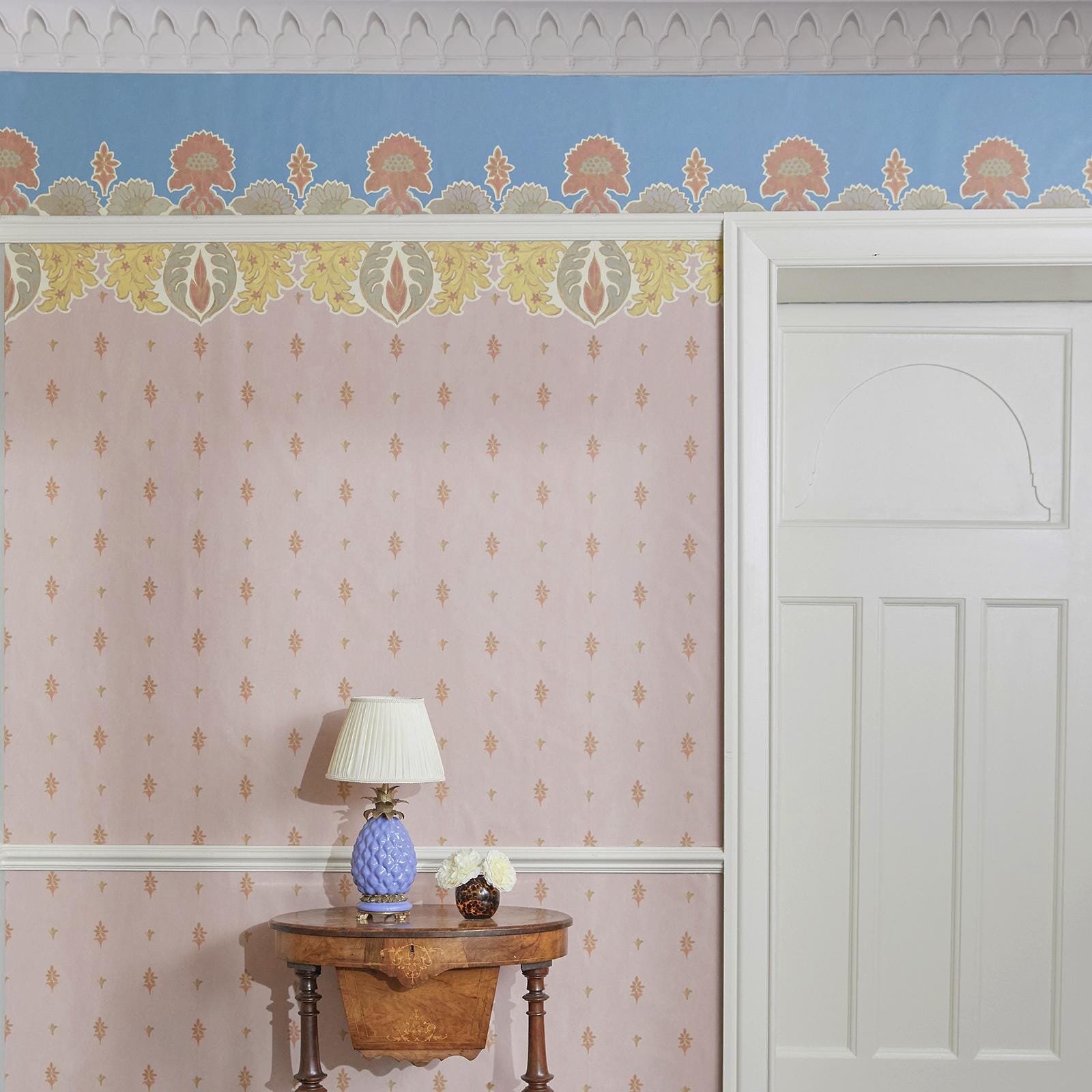 EMANIA BORDER Wallpaper - Plaster