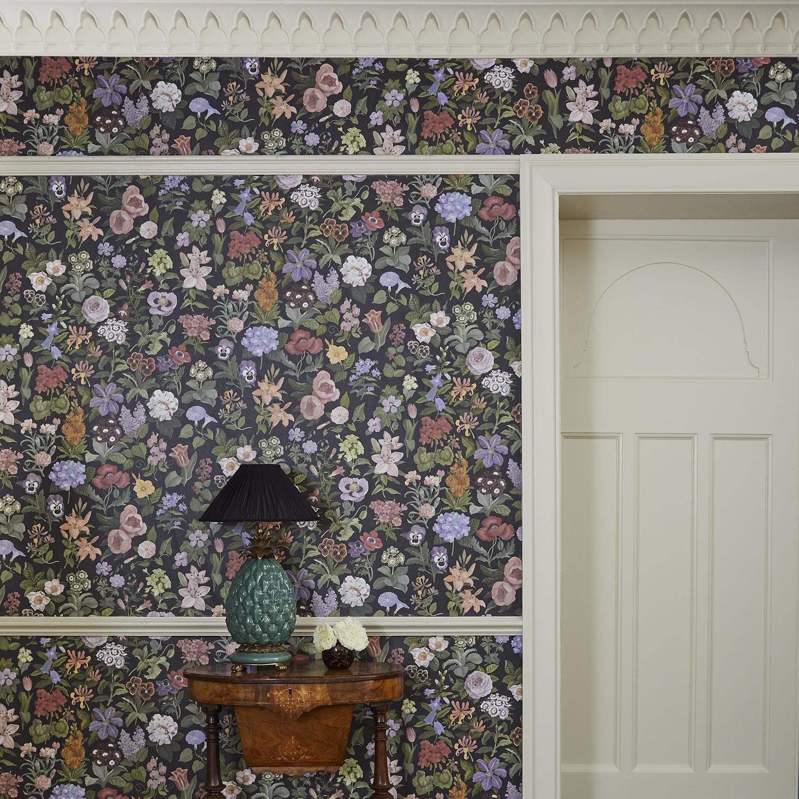 FLORALIA Wallpaper - Noir