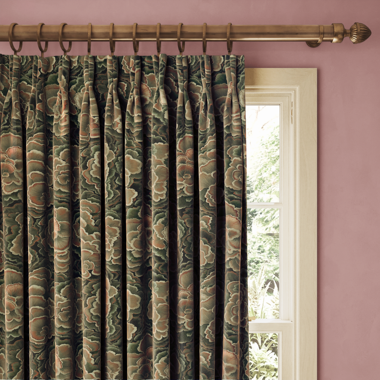 TRAMETES Velvet Curtain - Hosta