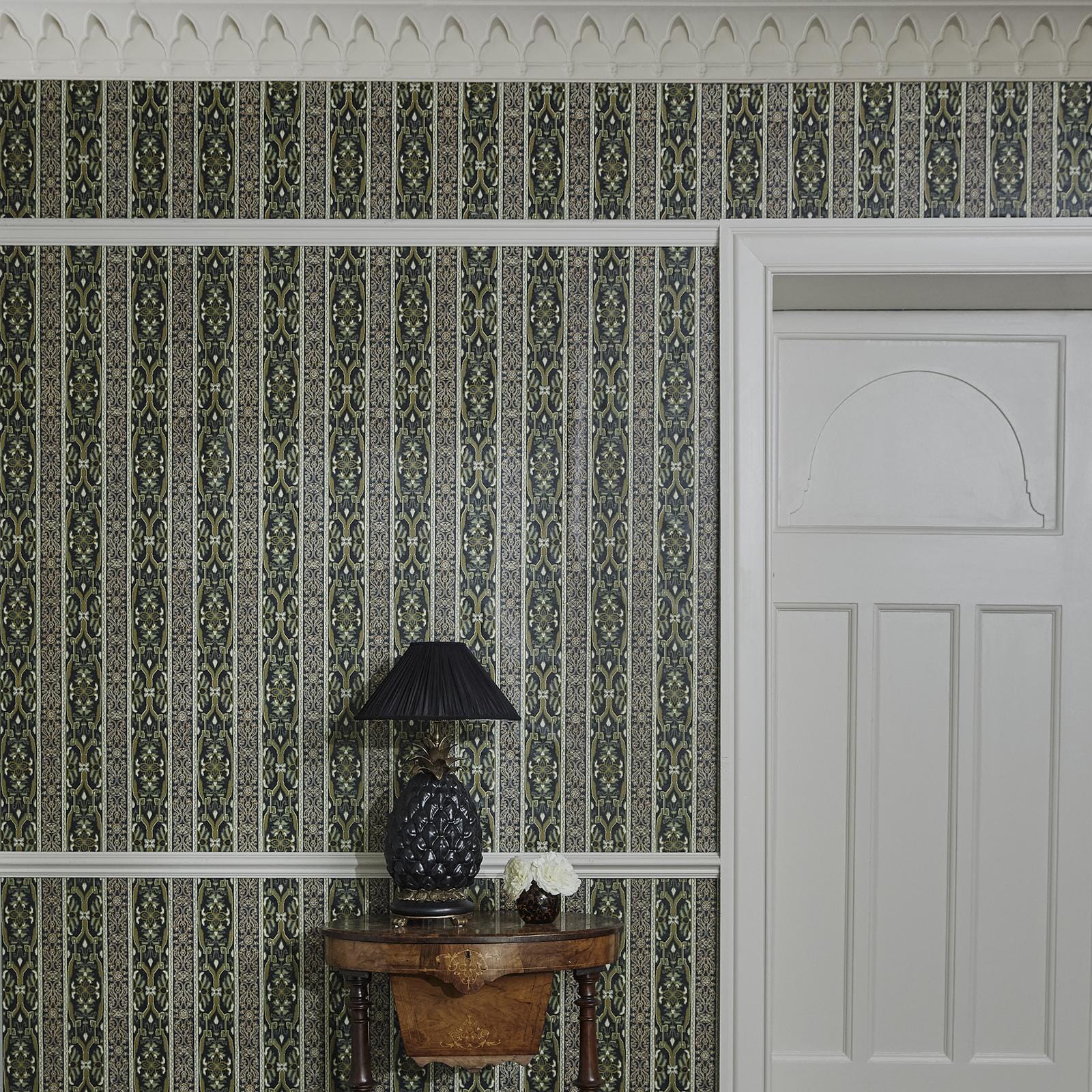 MAMOUNIA Wallpaper - Moss Green & Black
