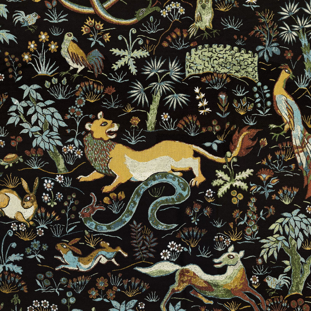 3 metres - full height wallpaper
