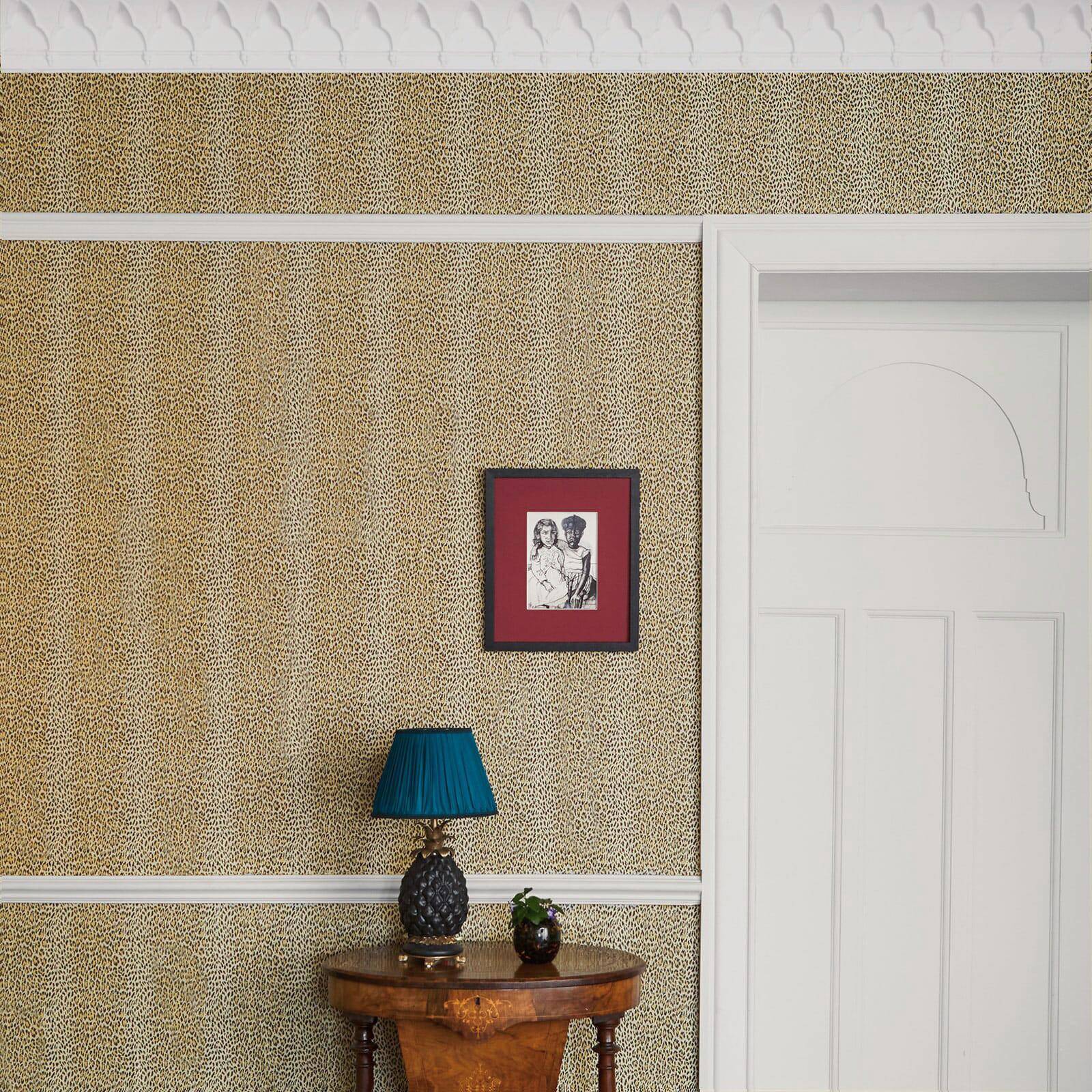 WILD CARD Traditional Wallpaper - Butterscotch