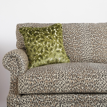 QUERCUS Medium Piped Velvet Jacquard Cushion - Evergreen